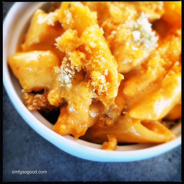 Buffalo-Chicken-Macaroni-and-Cheese-2