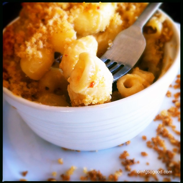 Chipotle-Smoked-Gouda-Macaroni-and-Cheese