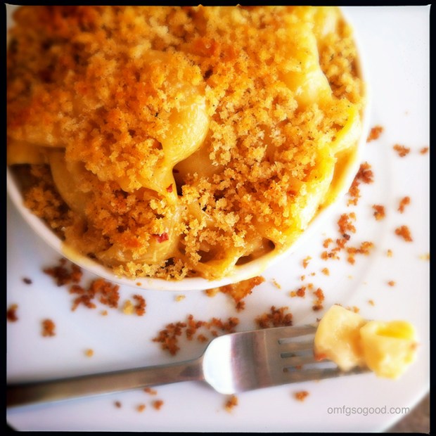 Chipotle-Smoked-Gouda-Macaroni-and-Cheese4