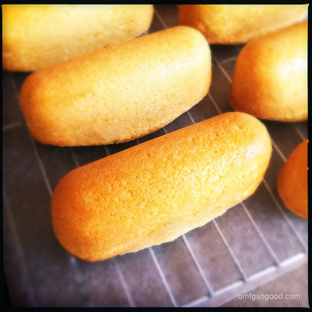 Homemade-Twinkies-3