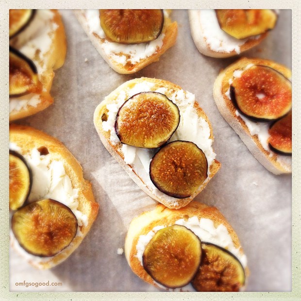 Roasted-Fig-and-Goat-Cheese-Crostini-4