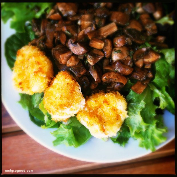 Roasted-Mushroom-Salad-with-Warm-Goat-Cheese-3