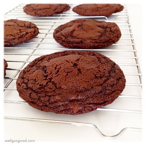 Bittersweet-Chocolate-Chunk-Cookies