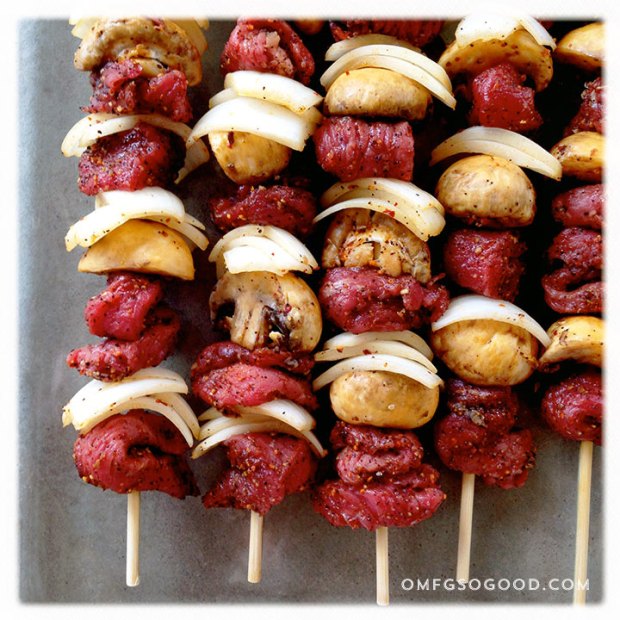 Coffee-Garlic-Rubbed-Sirloin-Skewers-5