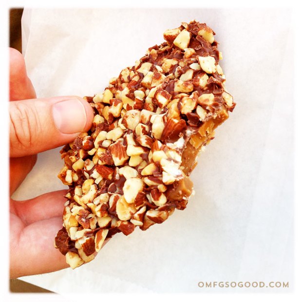 English-Toffee-Confection-Disneyland-Food